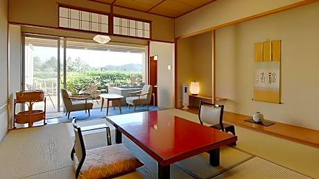 Japanese Style Suite with 12.5 Tatami - Meal Served In Private Dining Area
