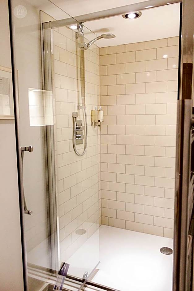 The White Lion, Soberton