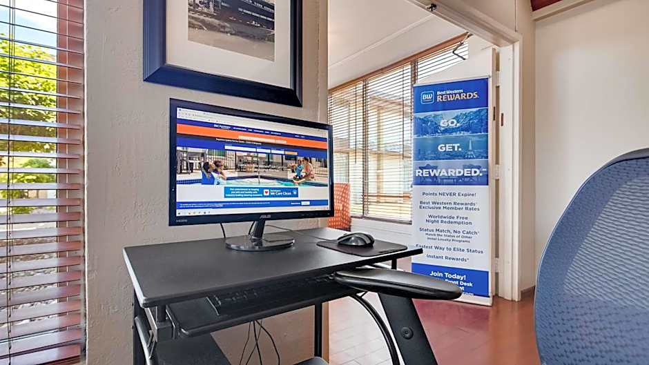Best Western Tomah Hotel