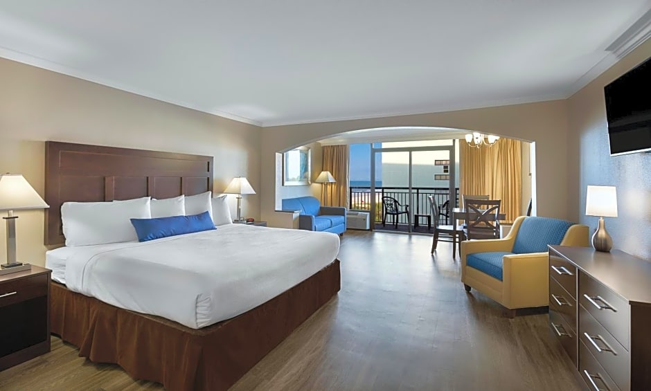 Caravelle Resort
