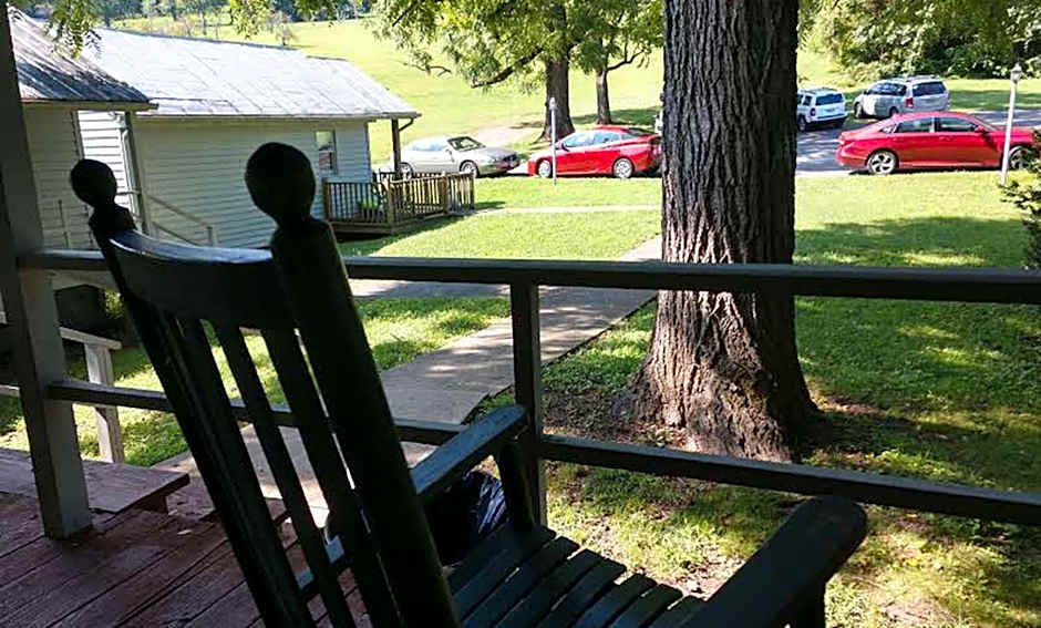 Graves Mountain Farm & Lodges