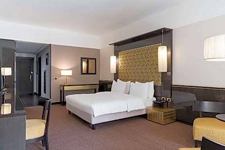 Premium Room - Patio View