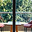 Hotel Golf View Suites