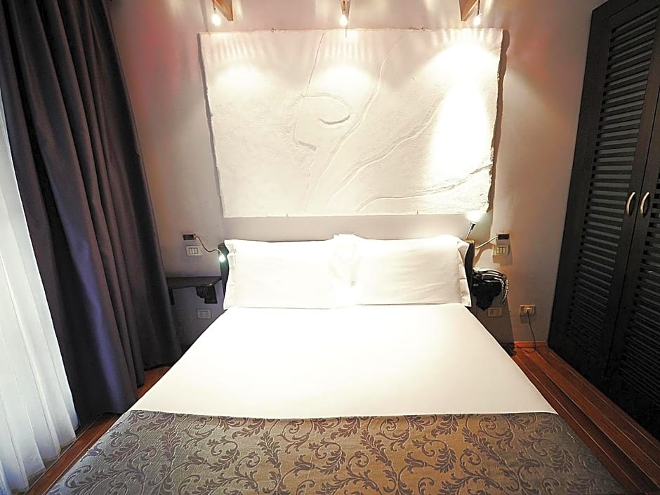 Borghese Palace Art Hotel