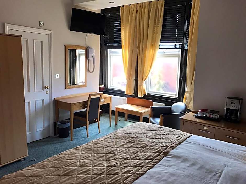 Harefield Manor Hotel