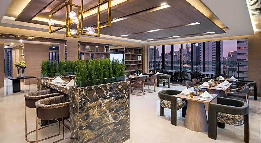 Solitaire Bangkok Sukhumvit 11