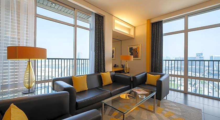 Hala Arjaan by Rotana Hotel