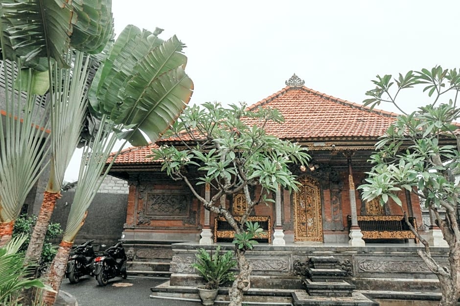 Hotel Diana 2