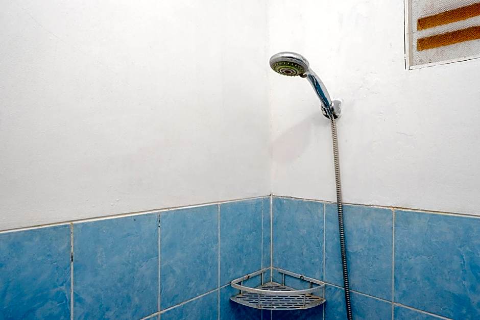 RedDoorz near Bandara Ahmad Yani Semarang