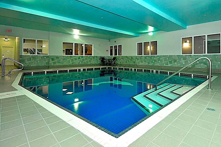 Hampton Inn By Hilton And Suites Calgary-Airport