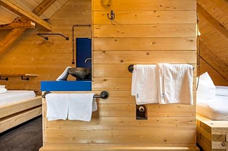 Triple Room with Private Bathroom