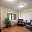 HomeTowne Studios Seattle - Kent/Des Moines