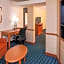 Fairfield Inn & Suites by Marriott Greensboro Wendover