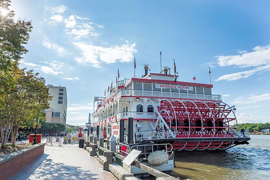 Staybridge Suites Savannah Historic District By IHG