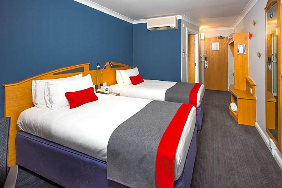 Holiday Inn Express East Midlands Airport By IHG