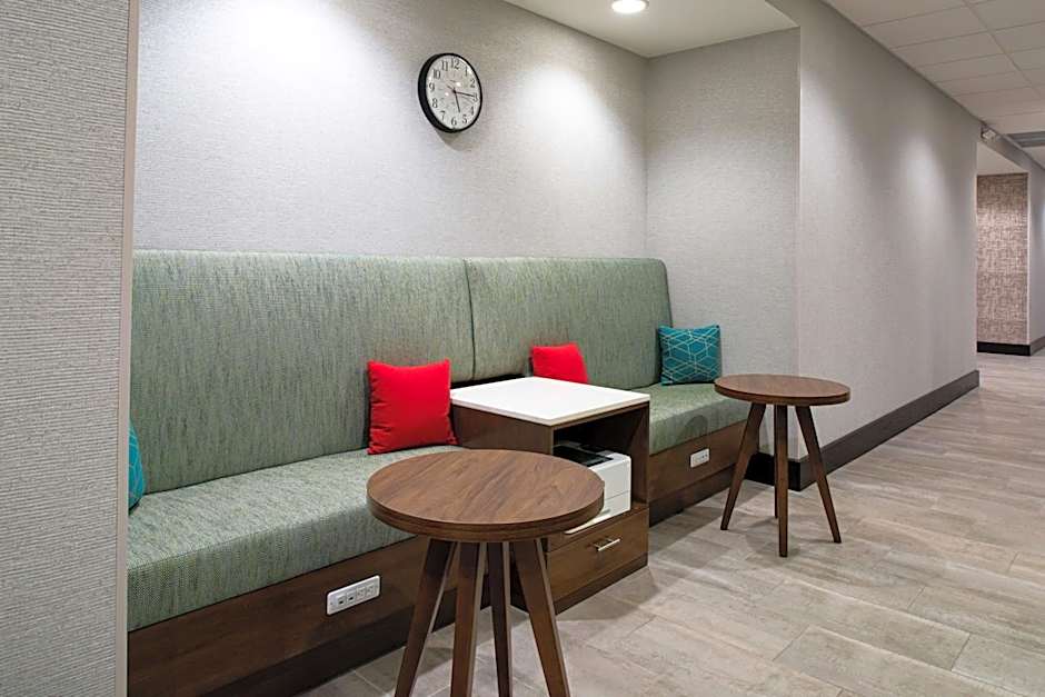 Hampton Inn By Hilton & Suites Adrian, MI