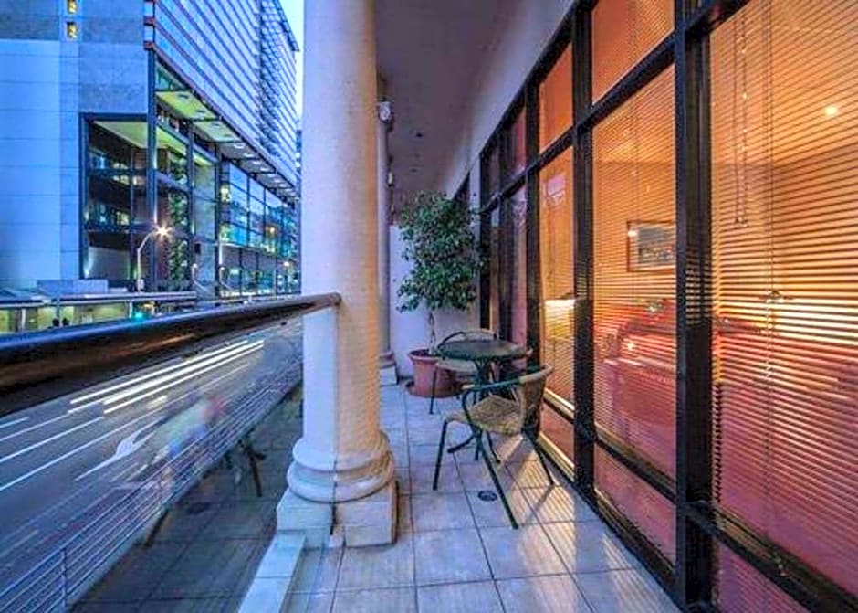 Econo Lodge City Central