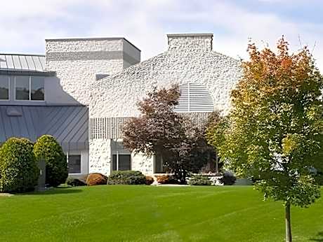 Days Inn by Wyndham Carlisle South