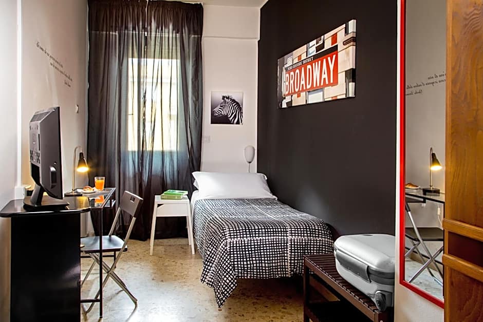Radio Hotel