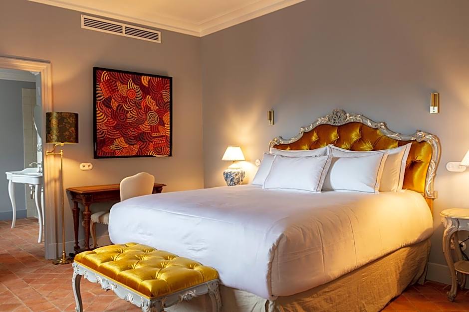 Château de Collias - Maison de Vacances