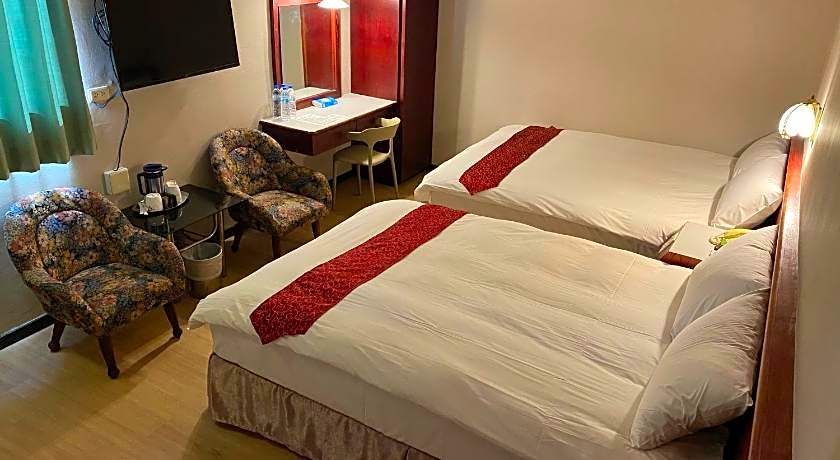 Gene Long Haiy Att Hotel