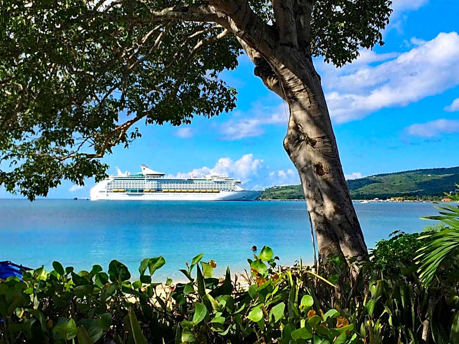 Sand Castle on the Beach - Adults Only