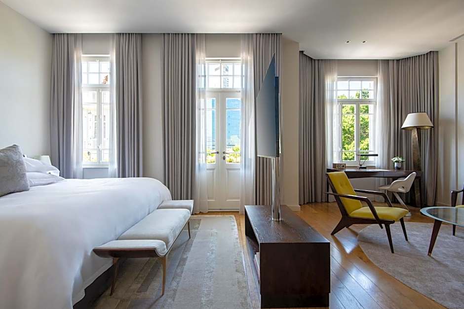 Photo 1 of 7 of 1 King Bed Suite