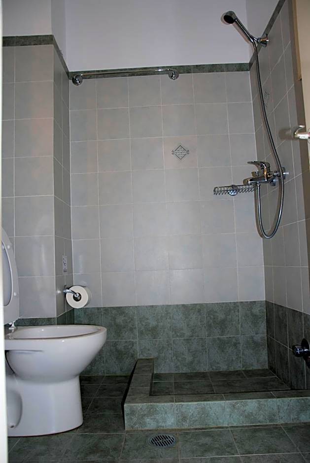 Koulas Pension - Red Lake