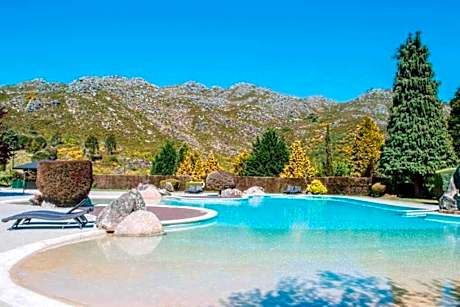 Just like Home - Number 8 em Quinta das Mineirinhas