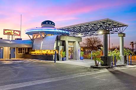 Best Western Space Age Lodge