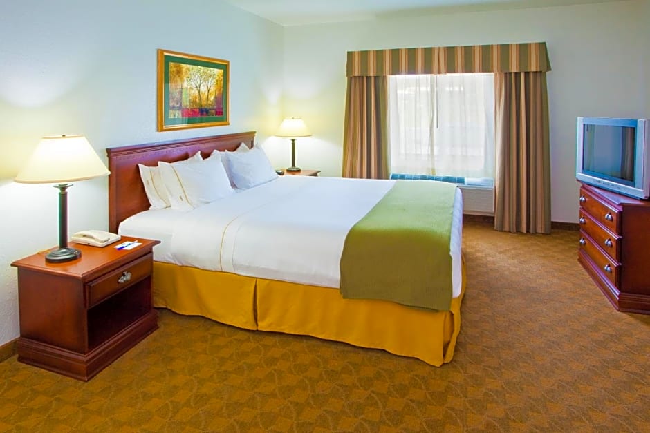 Holiday Inn Express Hotel & Suites Elkins