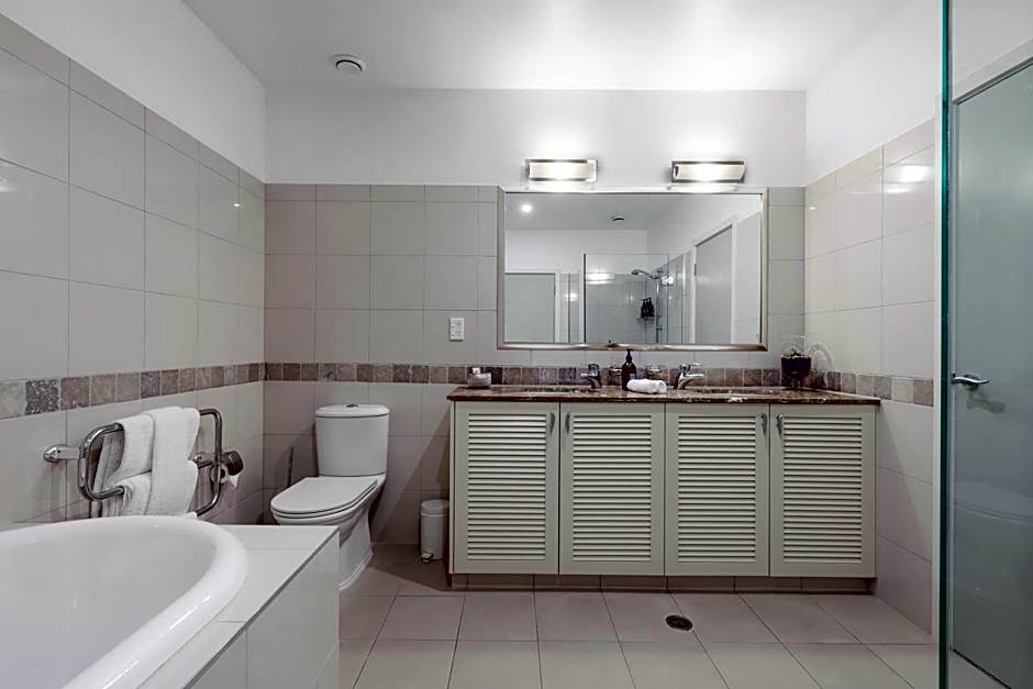 Auckland Waterfront Serviced Apartments on Prince's Wharf