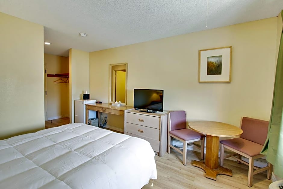 Rotex Western Inn