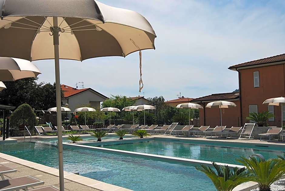 River Park Hotel