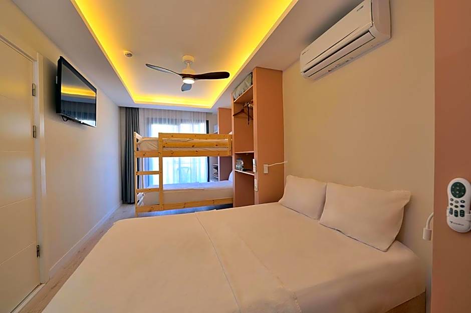 Calis Hotel