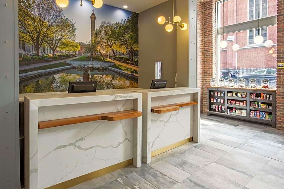 La Quinta Inn & Suites by Wyndham Baltimore Downtown