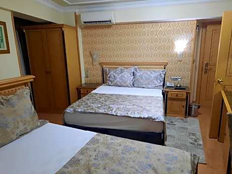 Standard Double with 2 Double Beds