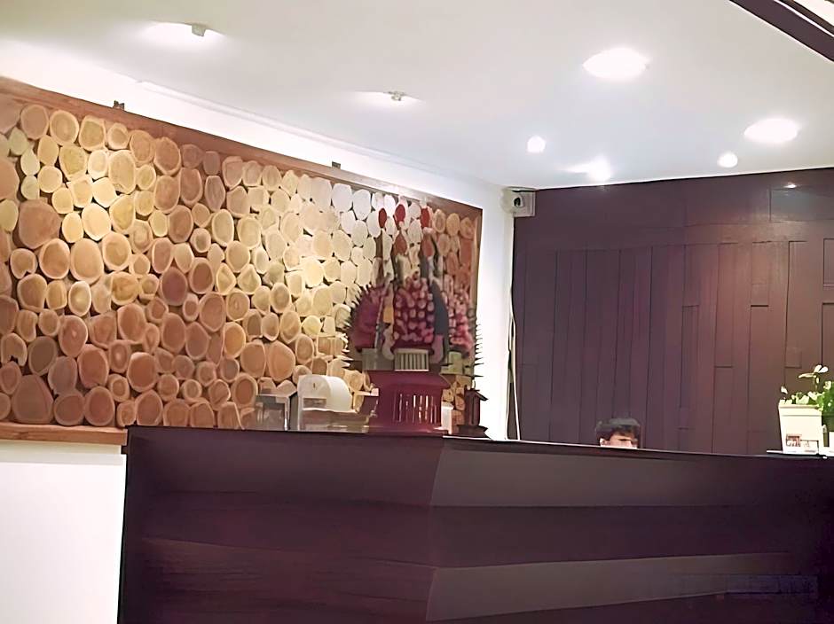Phoomthai Garden Hotel