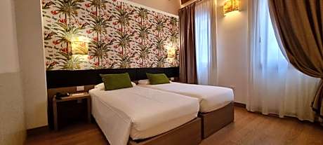 Comfort Twin Room