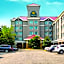 La Quinta Inn & Suites by Wyndham Vancouver Airport