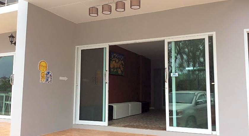 R2 Apartment Service