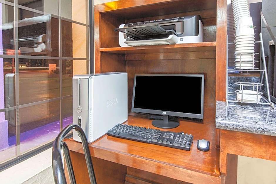 Days Inn by Wyndham El Reno