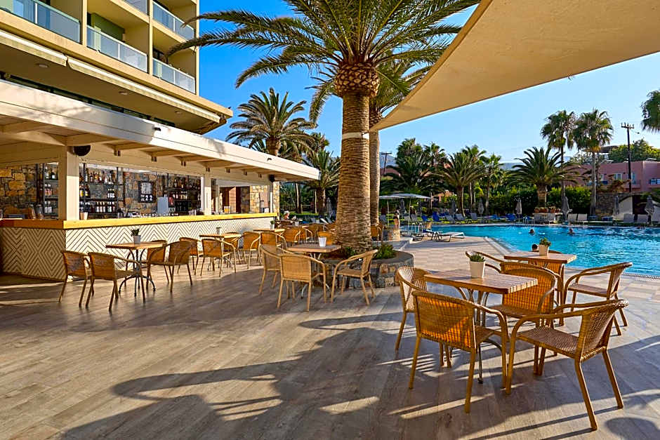 Sirens Beach & Village