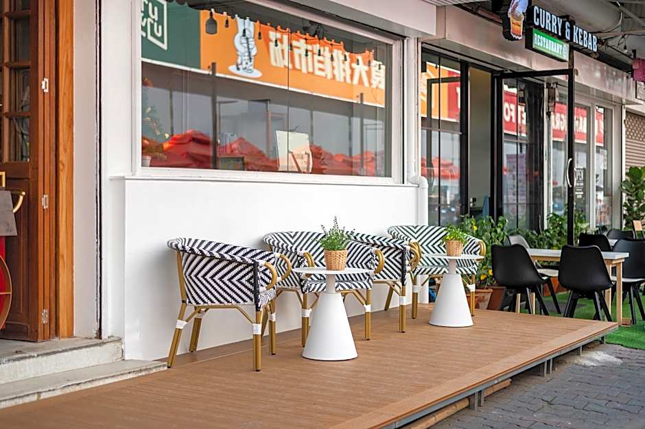 Unplugged at Bangrak Design hostel 