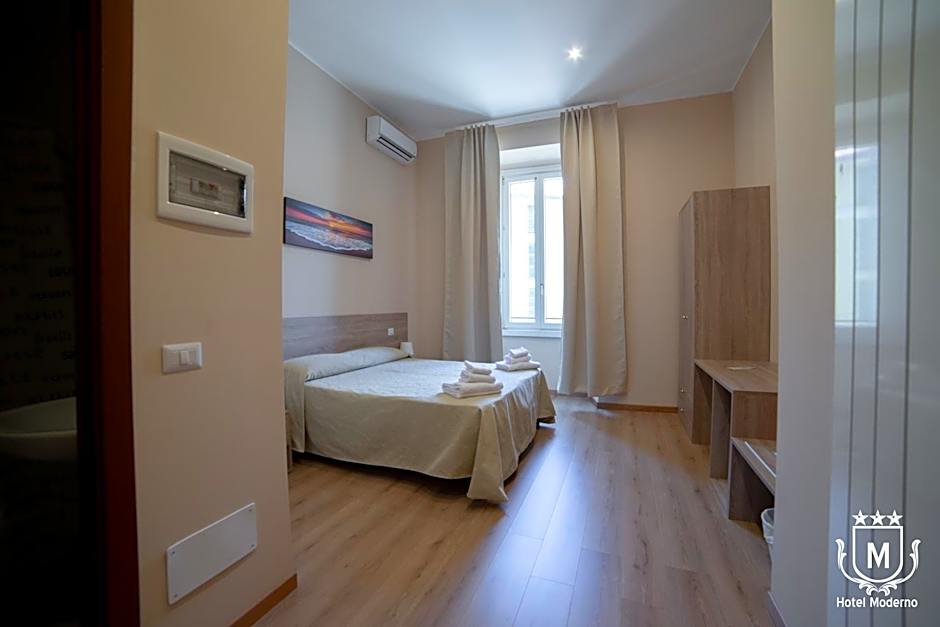 Hotel Moderno