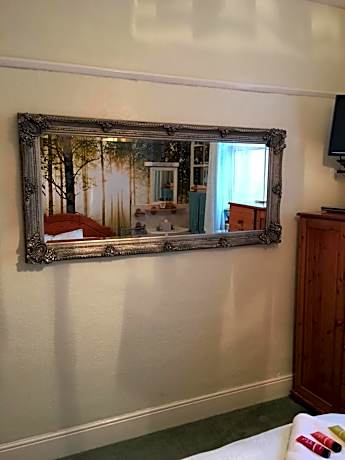 Single Room with Shared Bathroom and Toilet