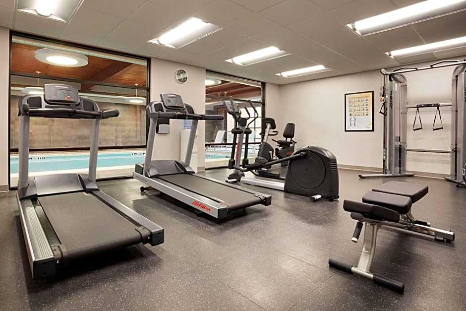 Country Inn & Suites by Radisson Asheville River Arts District