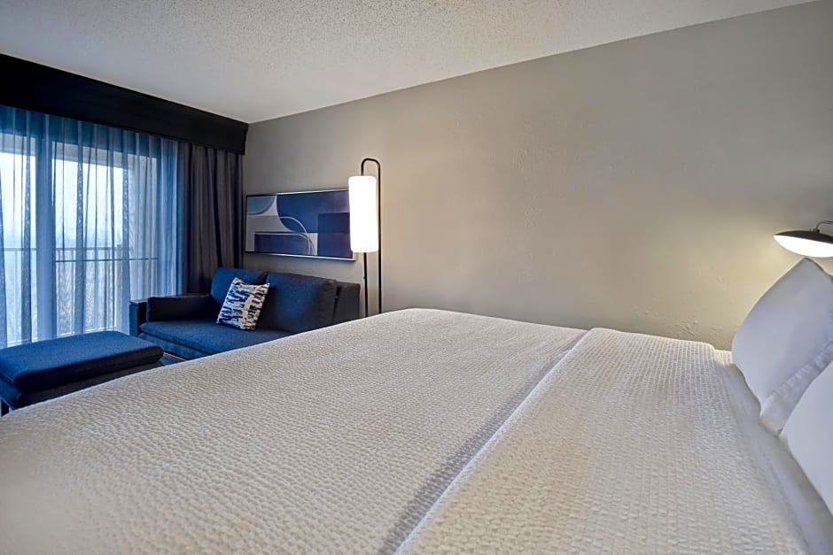 Courtyard by Marriott Cincinnati Airport