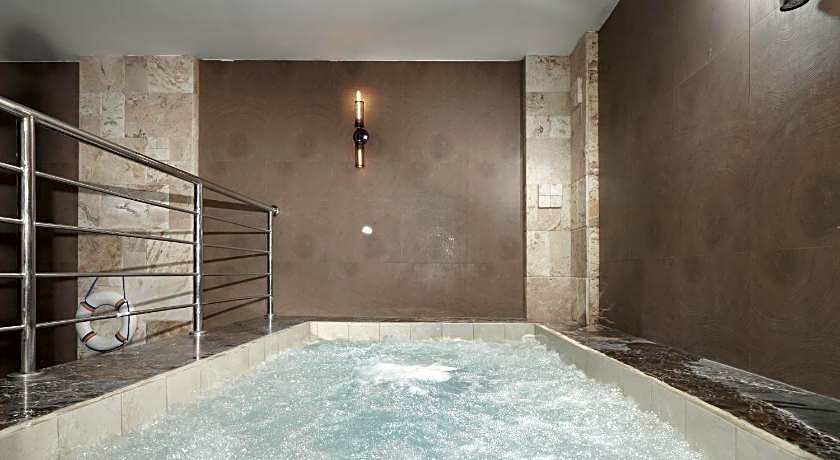 Swiss In Tabuk Hotel