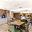 La Quinta Inn & Suites by Wyndham Boston Somerville